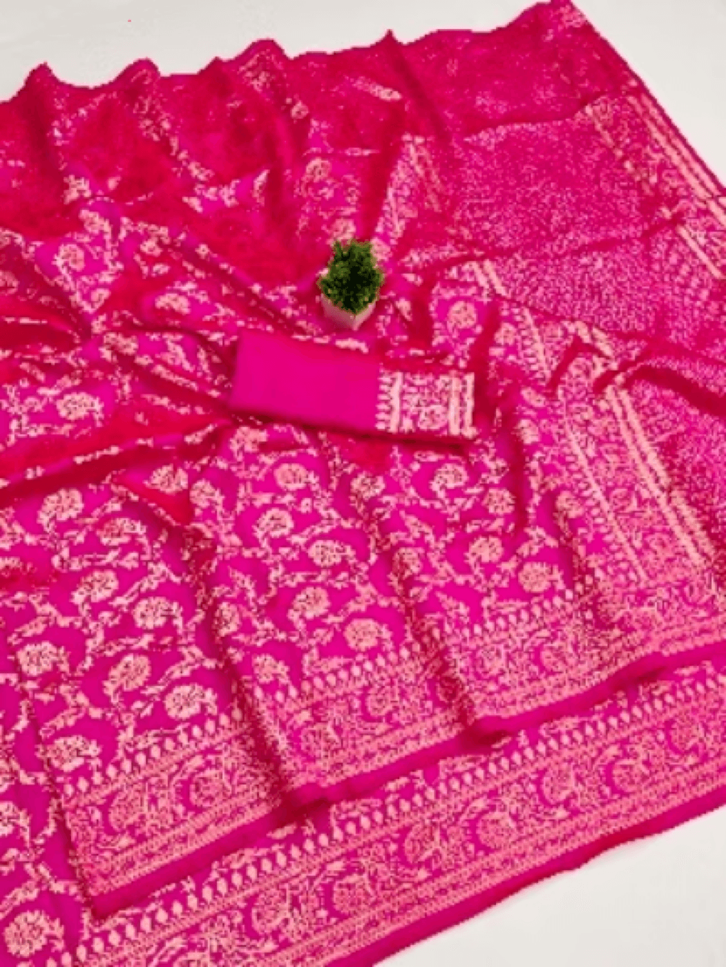 Input fabric detail